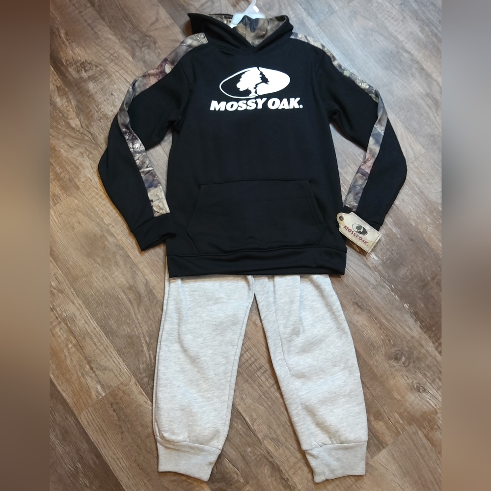 MOSSY OAK Youth Unisex 2-piece Camo Hoodie Set NWT